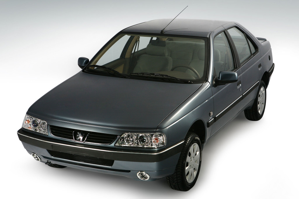 Irański Peugeot 405 Źródło:  IRAN KHODRO 