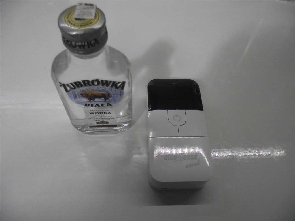 alkomat cyfrowy Alcosense Excel - www.motorewia.pl Zdjęcia własne