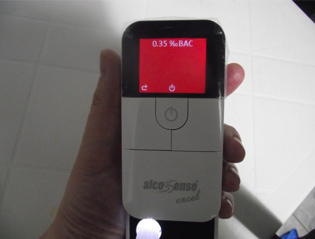 alkomat cyfrowy Alcosense Excel - www.motorewia.pl Zdjęcia własne