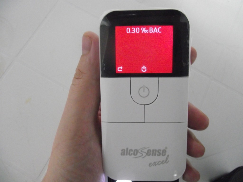 alkomat cyfrowy Alcosense Excel - www.motorewia.pl Zdjęcia własne