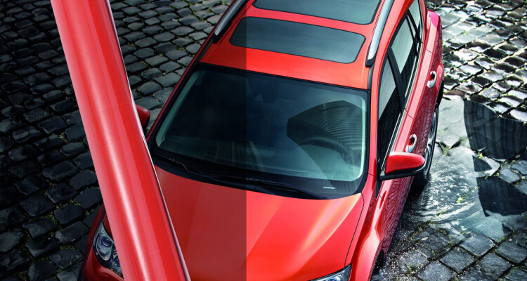 Oklejanie samochodu folią https://www.motorewia.pl