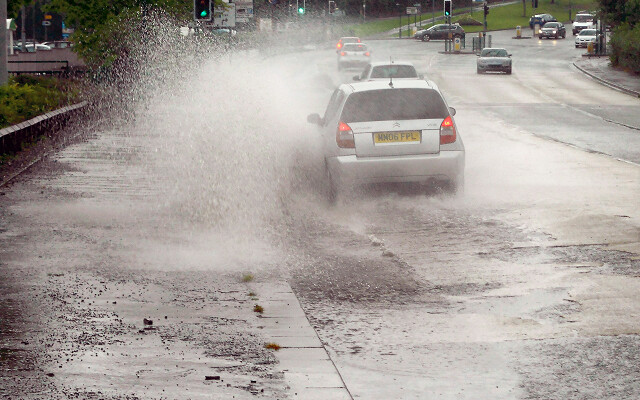 Pilkington Way in Heavy Rain by David Dixon, CC BY-SA 2.0 , via Wikimedia Commons