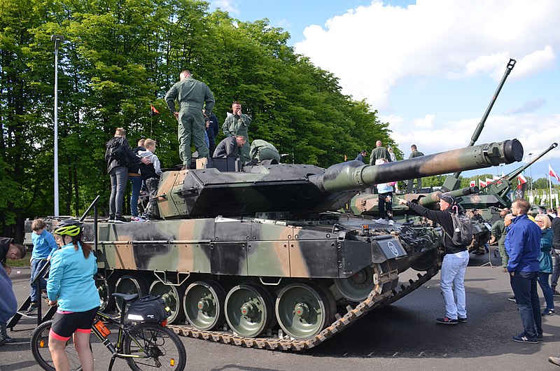 Niemcy czolgi Leopard2 Ukraina Silar, CC BY-SA 4.0, via Wikimedia Commons