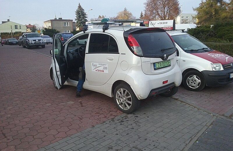 Wady samochodów elektrycznych https://www.motorewia.pl