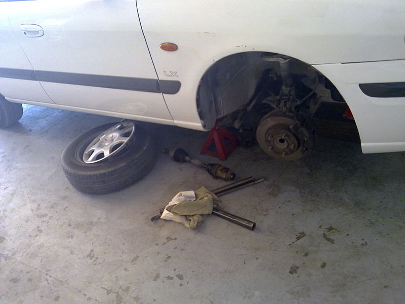 Bicie tarczy hamulcowej, drgania na kierownicy