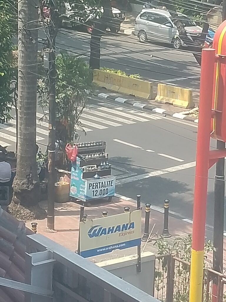 Stacja paliw w Indonezji