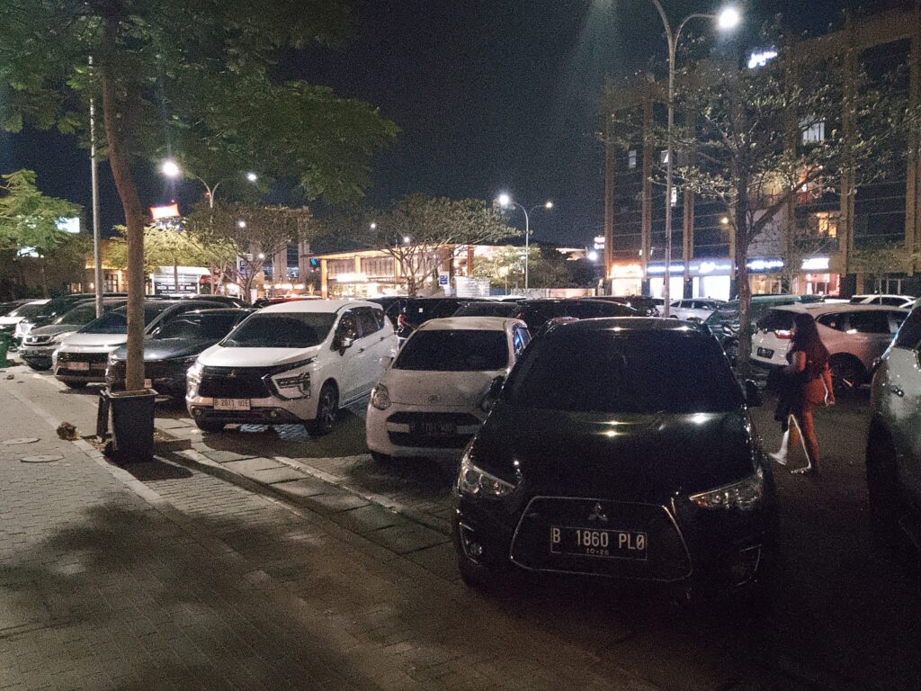 Fotoreportaż z Indonezji, fotoreportaż z Azji, ulice w Azji, jak się jeździ w Azji