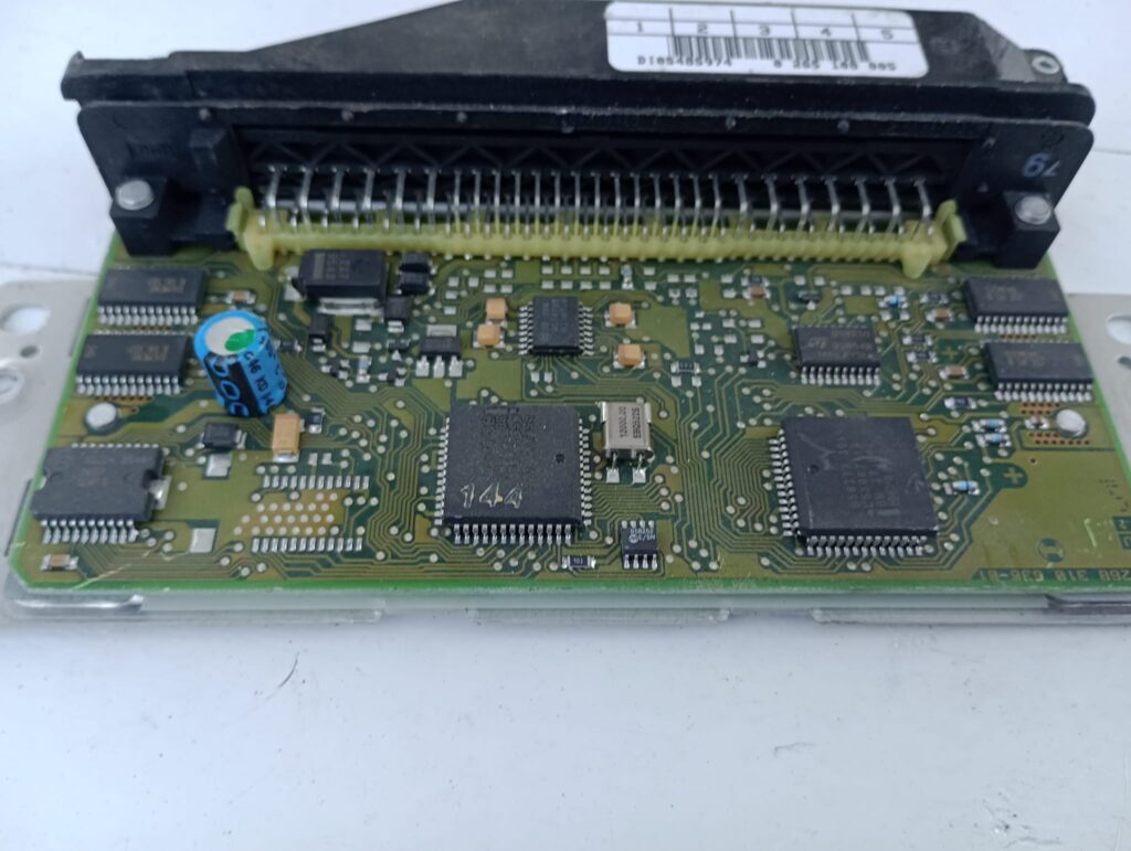 Co to jest sterownik ABS? Objawy awarii i naprawa sterownika ABS