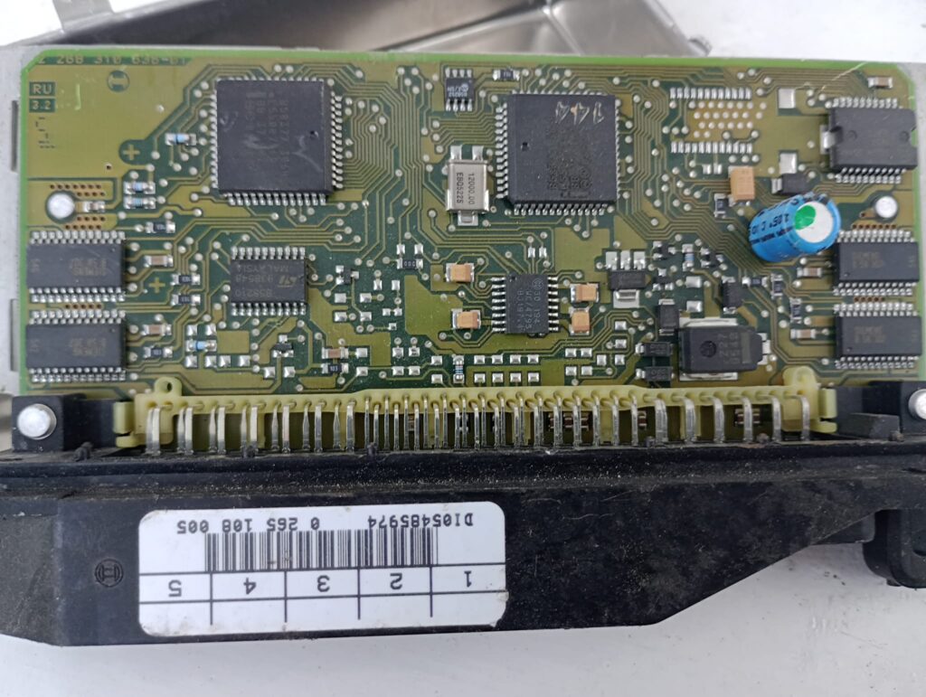 Co to jest sterownik ABS? Objawy awarii i naprawa sterownika ABS