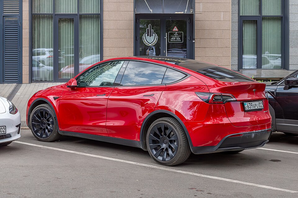 ile kosztuje bateria do tesla Y 2026