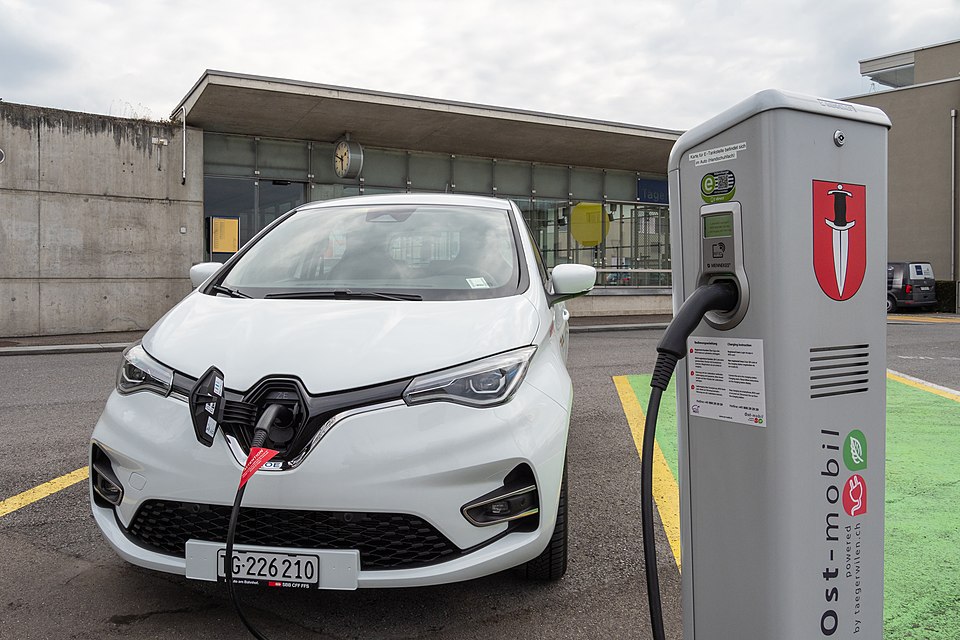 ile kosztuje bateria do renault zoe